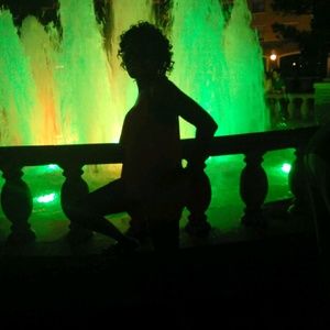 Meet your Posher, Kennethia